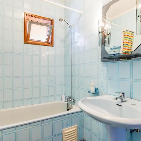 Casa Dos Azulejos * מטוסיניוס